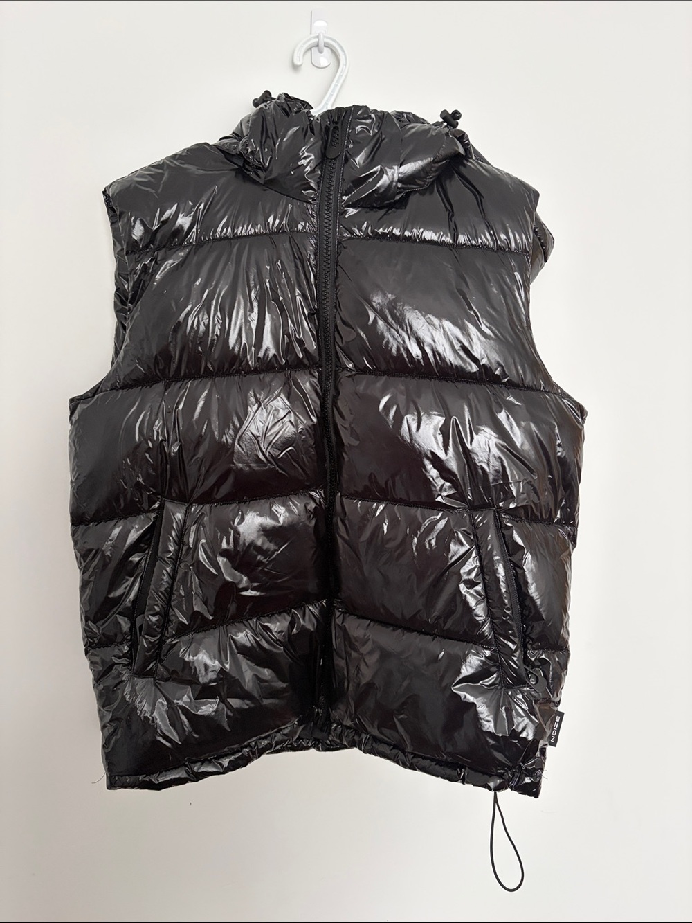Noize Men’s Glossy Black Hooded Puffer Vest